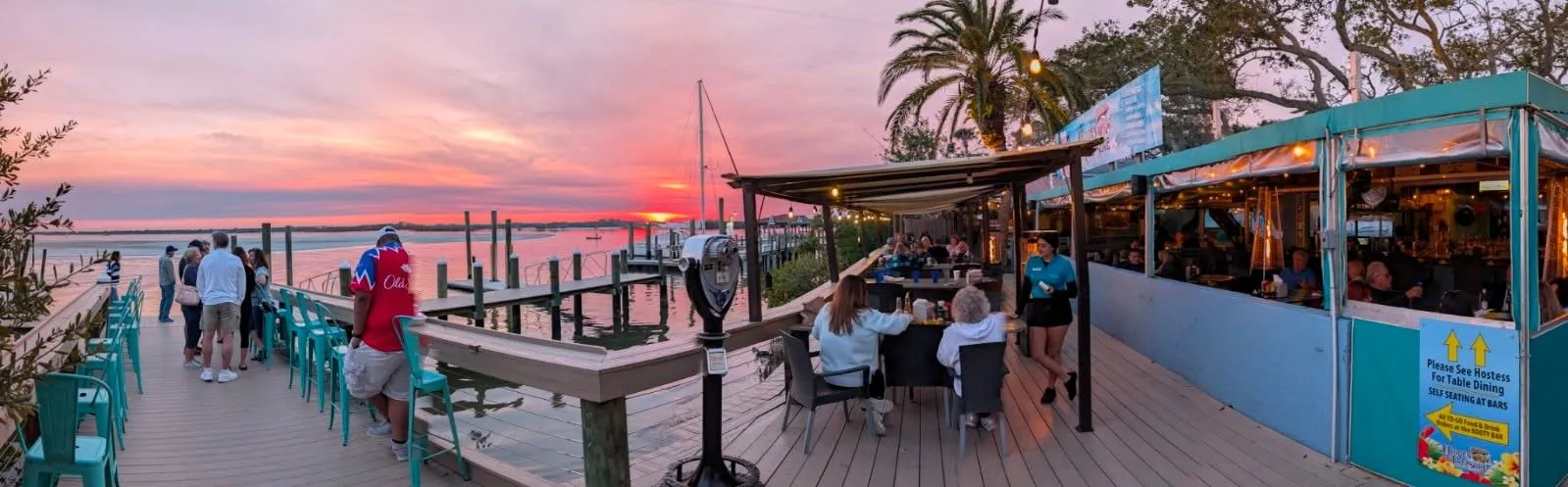 Sunset over Hidden Treasure Rum Bar & Grill in Ponce Inlet